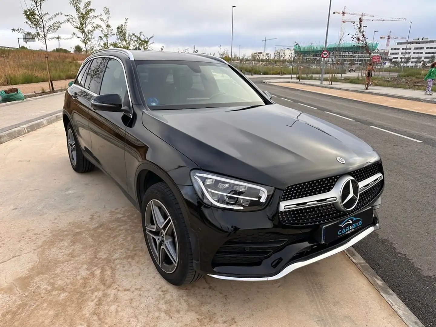 Mercedes-Benz GLC 300 de 4MATIC Negro - 1
