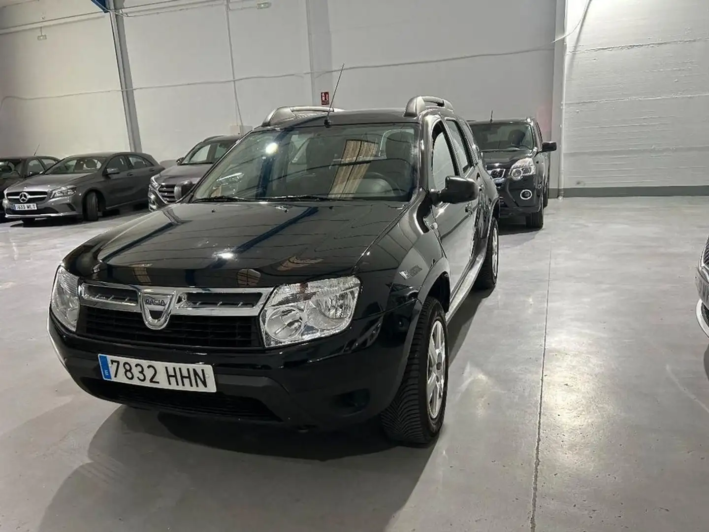 Dacia Duster Ambiance dCi 90 E5 Schwarz - 2