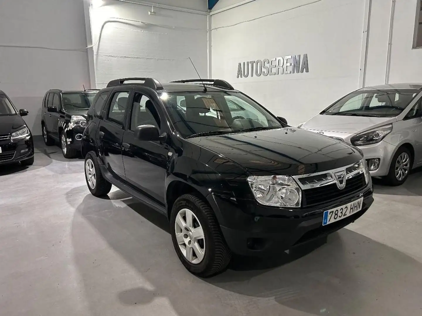 Dacia Duster Ambiance dCi 90 E5 Schwarz - 1