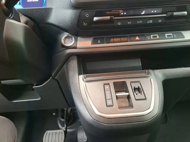 Toyota Proace view 15