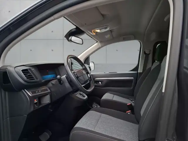 Toyota Proace view 11