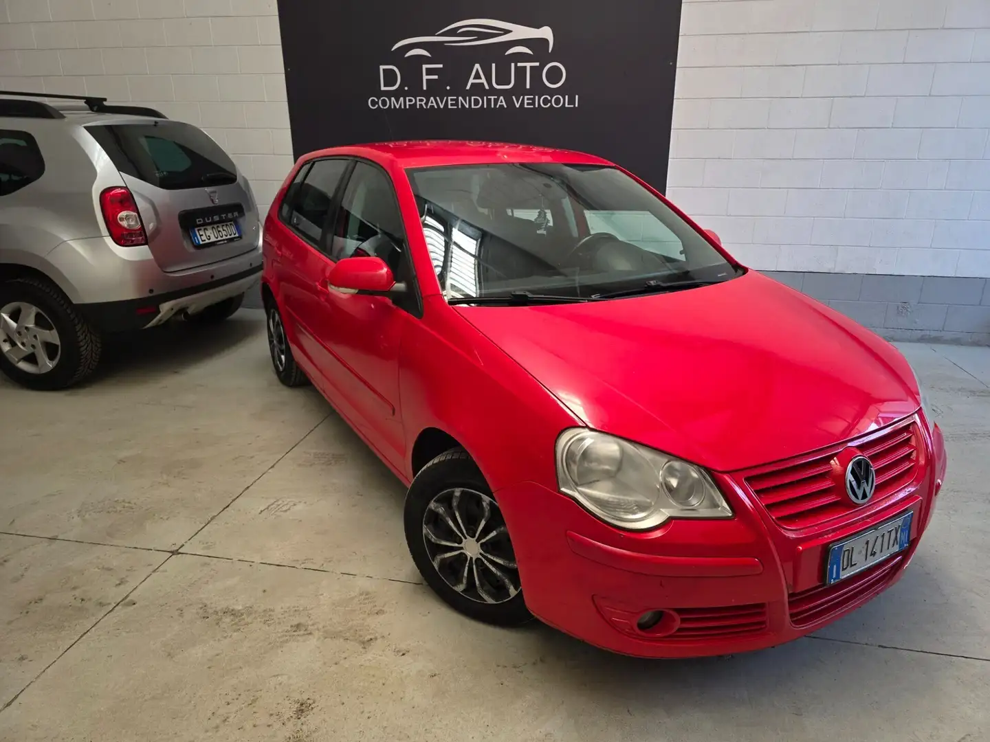 Volkswagen Polo Polo 1.2 BENZINA NEOPATENTATI Rouge - 2