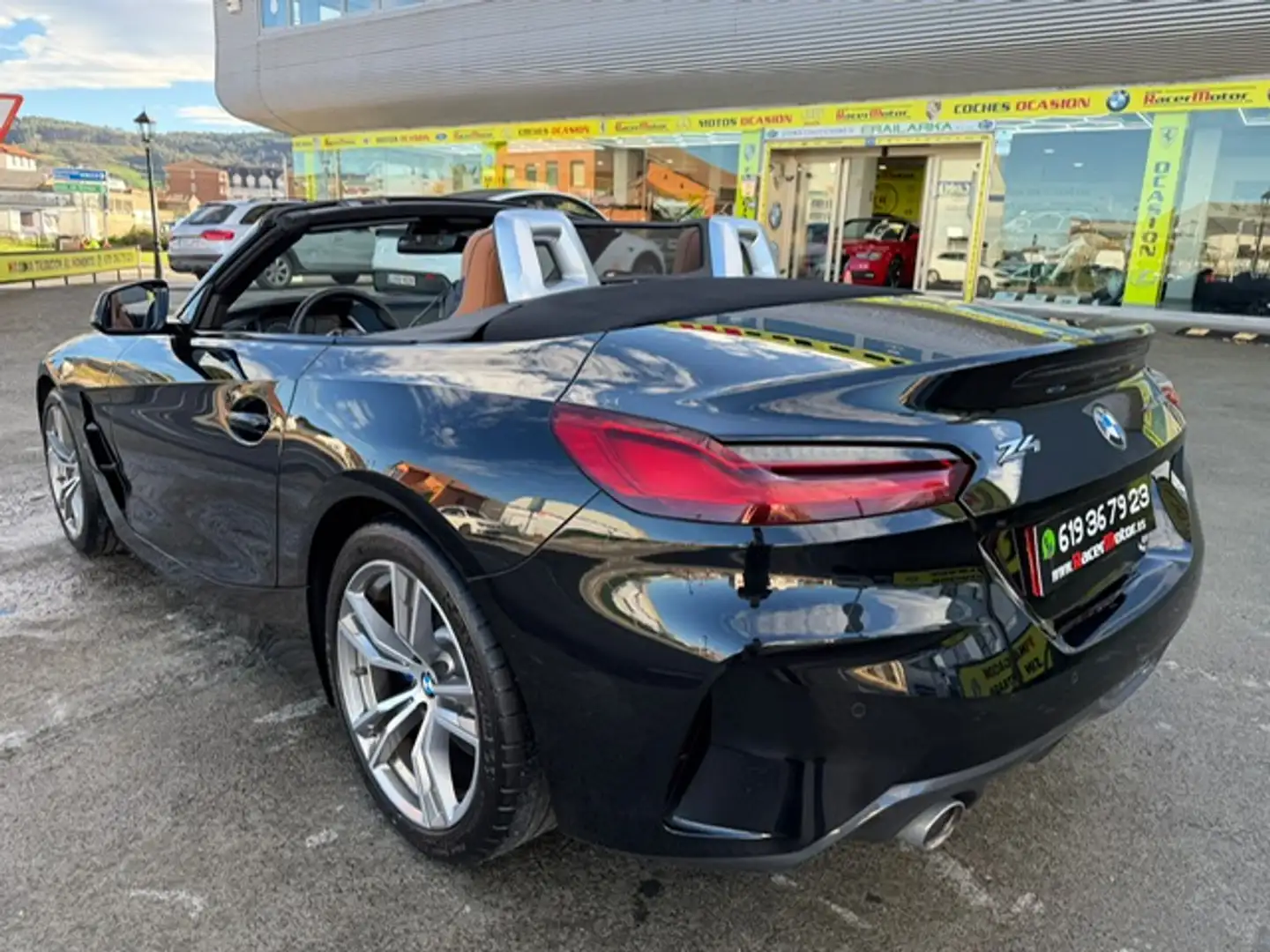 BMW Z4 sDrive 30i Schwarz - 2
