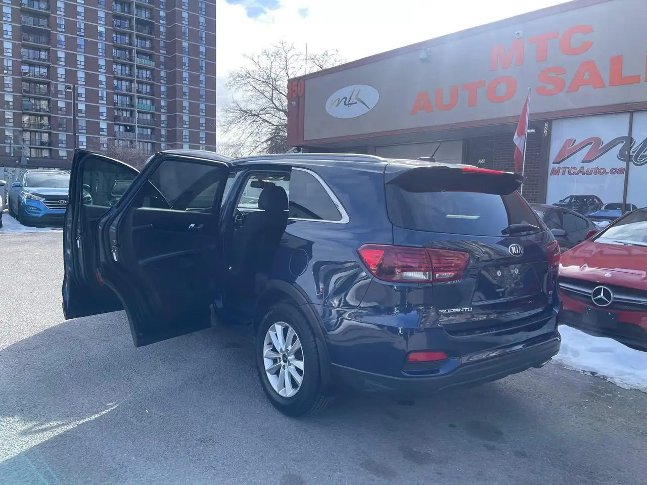 Kia Sorento снимка Kia Sorento