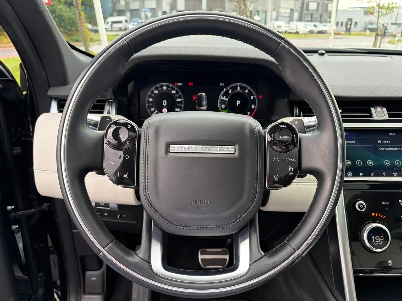 Land Rover Discovery Sport P300e 1.5 R-Dynamic HSE, миниатюра 9