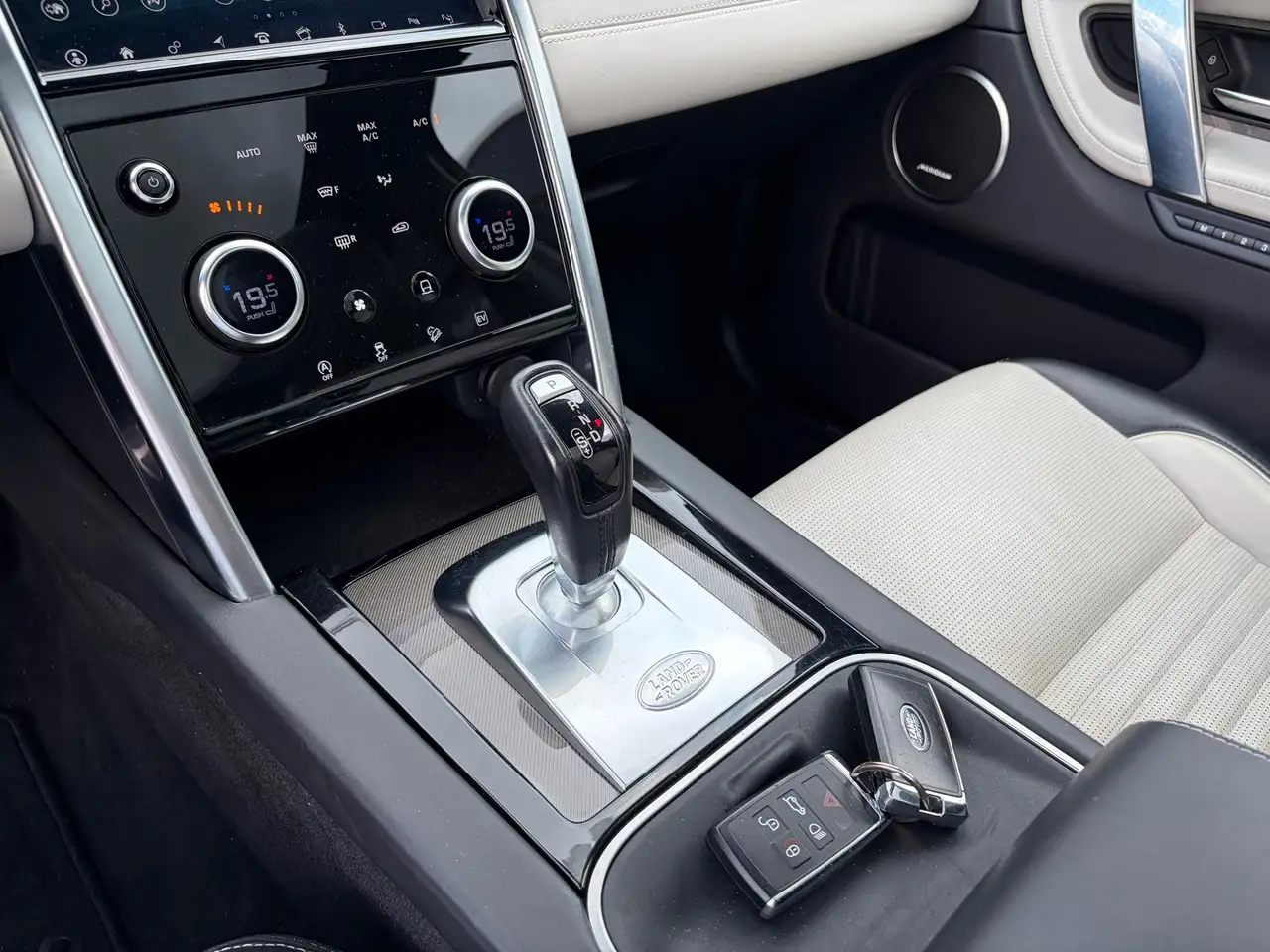 Land Rover Discovery Sport P300e 1.5 R-Dynamic HSE, миниатюра 10