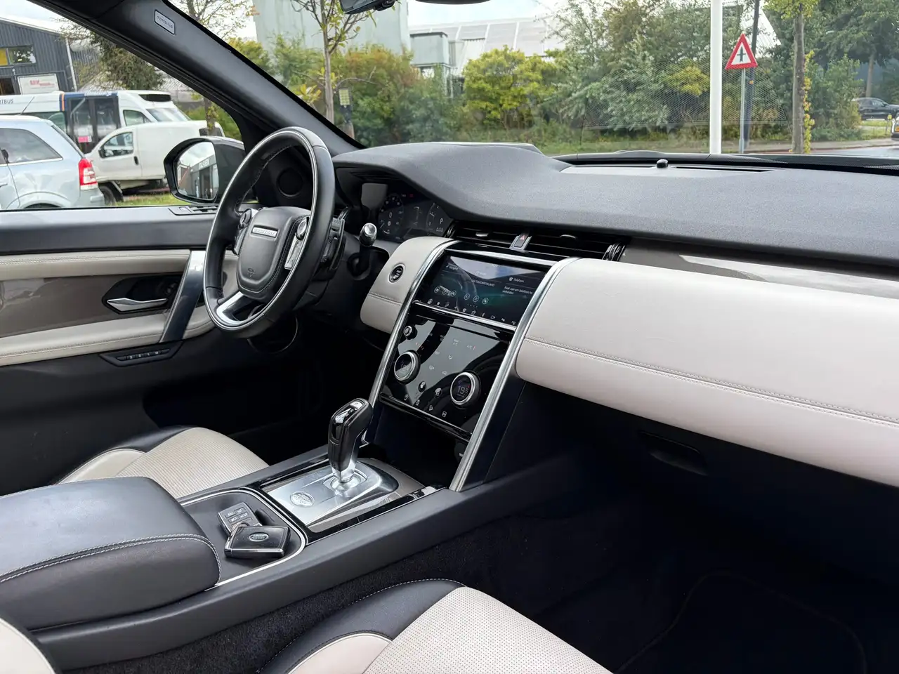 Land Rover Discovery Sport P300e 1.5 R-Dynamic HSE, миниатюра 27