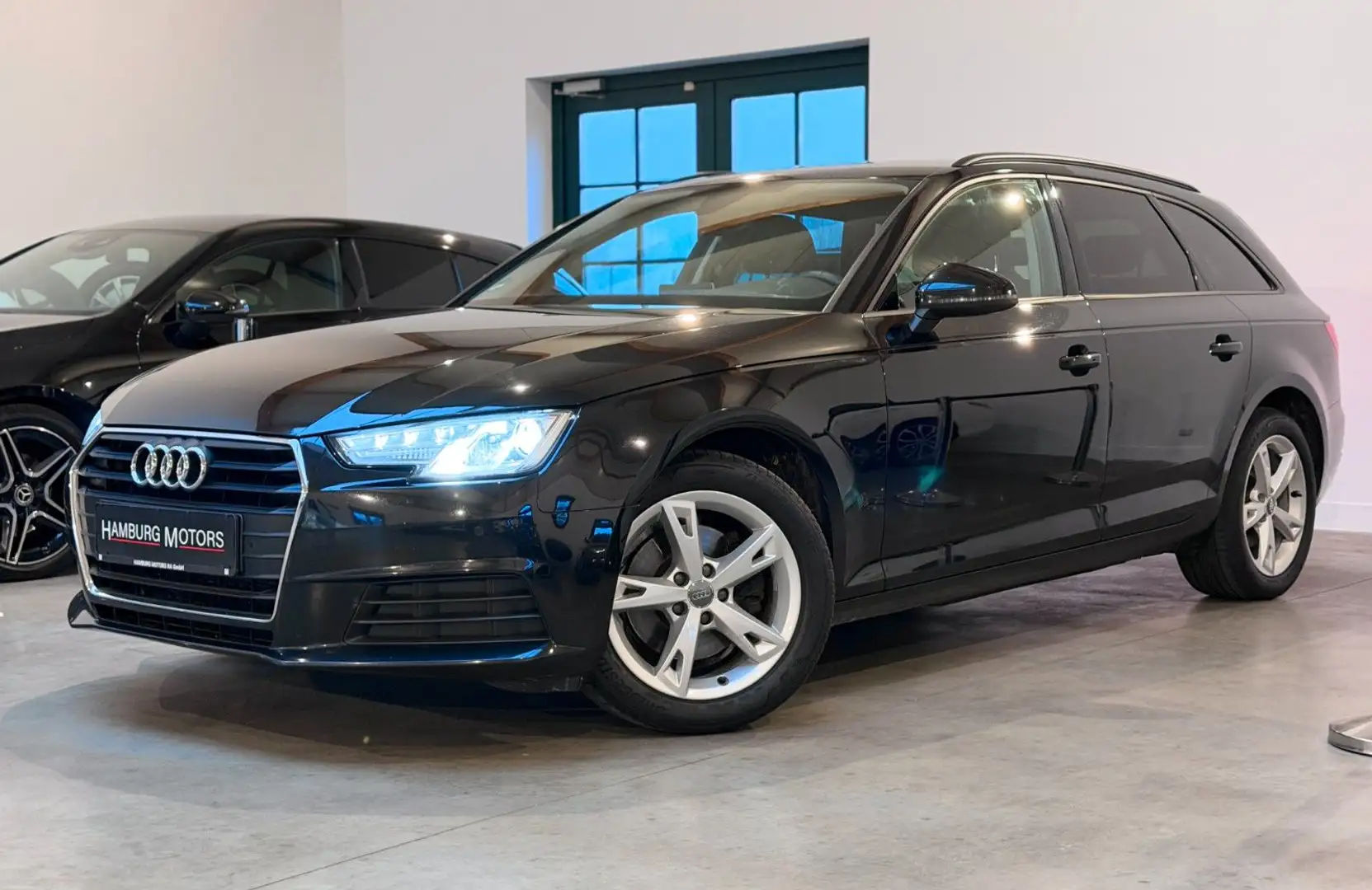 Audi A4 Avant 2.0 TDI S-tronic VIRT.C/XEN/NAV/ASISST+ Schwarz - 2