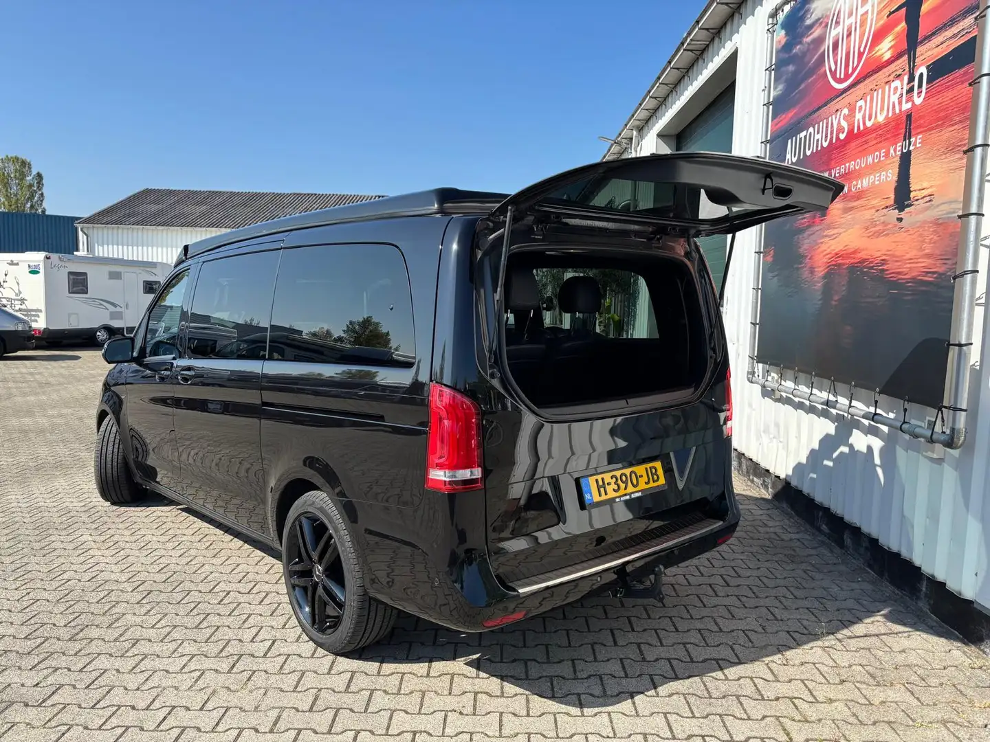 Mercedes-Benz V 250 250d Lang Avantgarde Edition Burmester xenon deale Zwart - 2