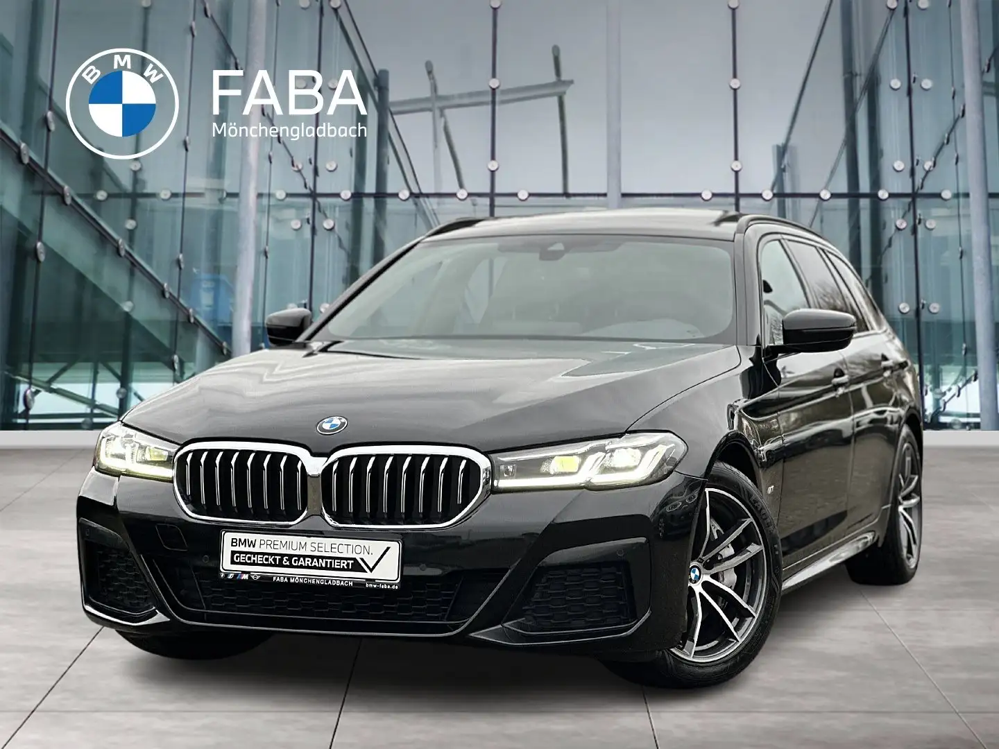 BMW 530 d Touring M Sportpaket DAB LED WLAN RFK Shz Noir - 1