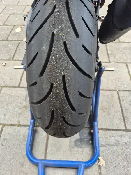 Yamaha YZF-R1 - foto 6