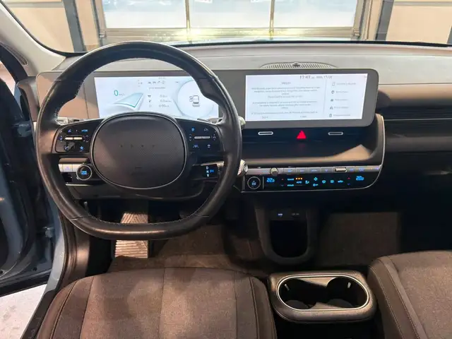 Hyundai Ioniq 5 view 9