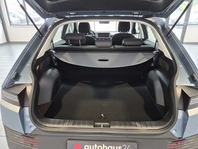 Hyundai Ioniq 5 view 6