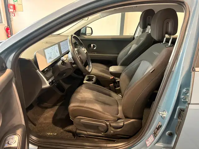 Hyundai Ioniq 5 view 7