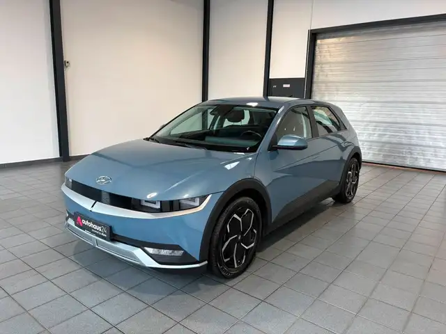 Hyundai Ioniq 5 view 3