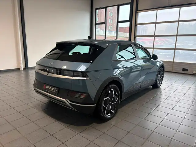 Hyundai Ioniq 5 view 5