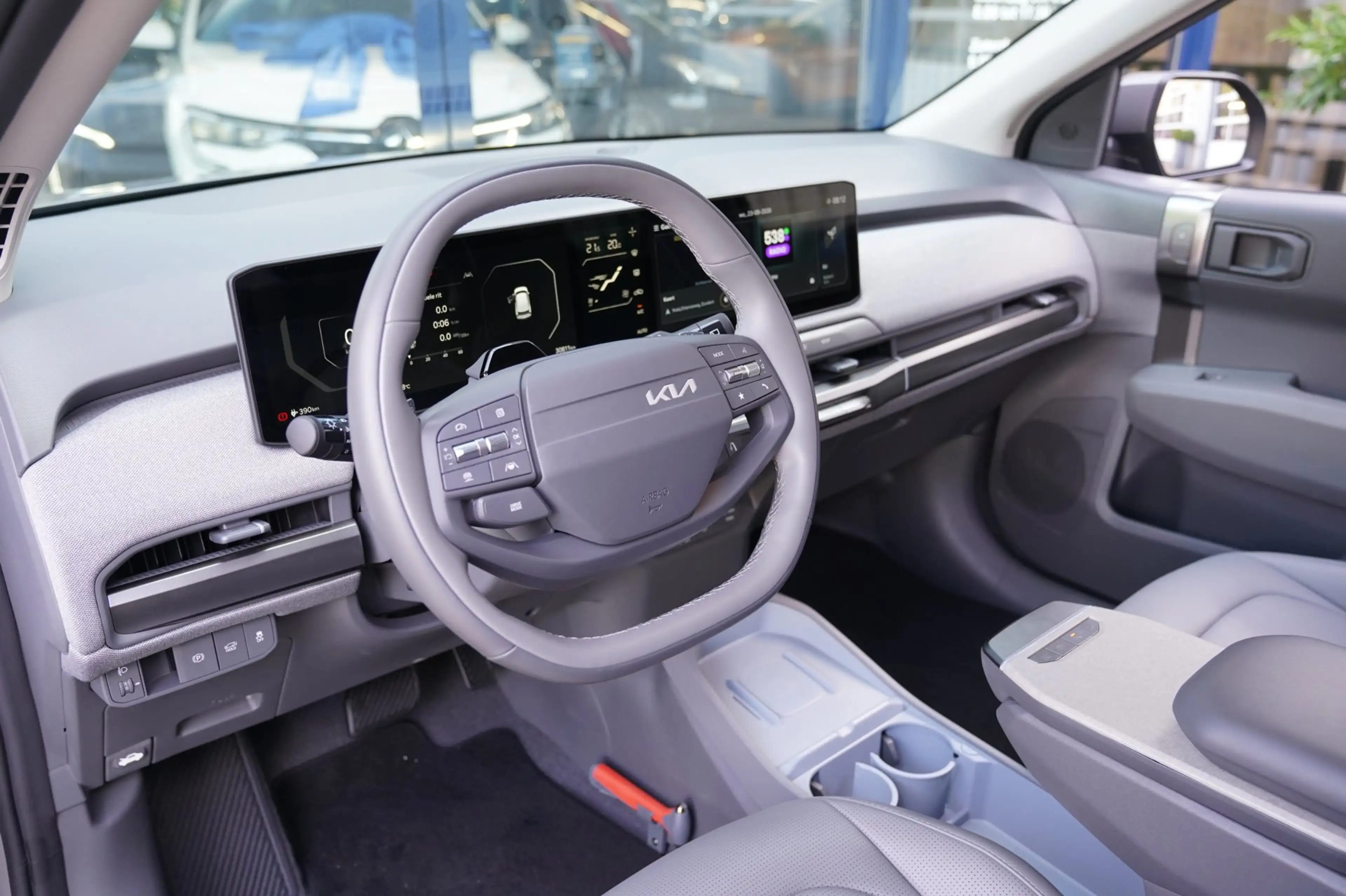 Kia EV3 Plus Advanced 58.3 kWh|Prijs incl. 12 mnd garantie — photo 15