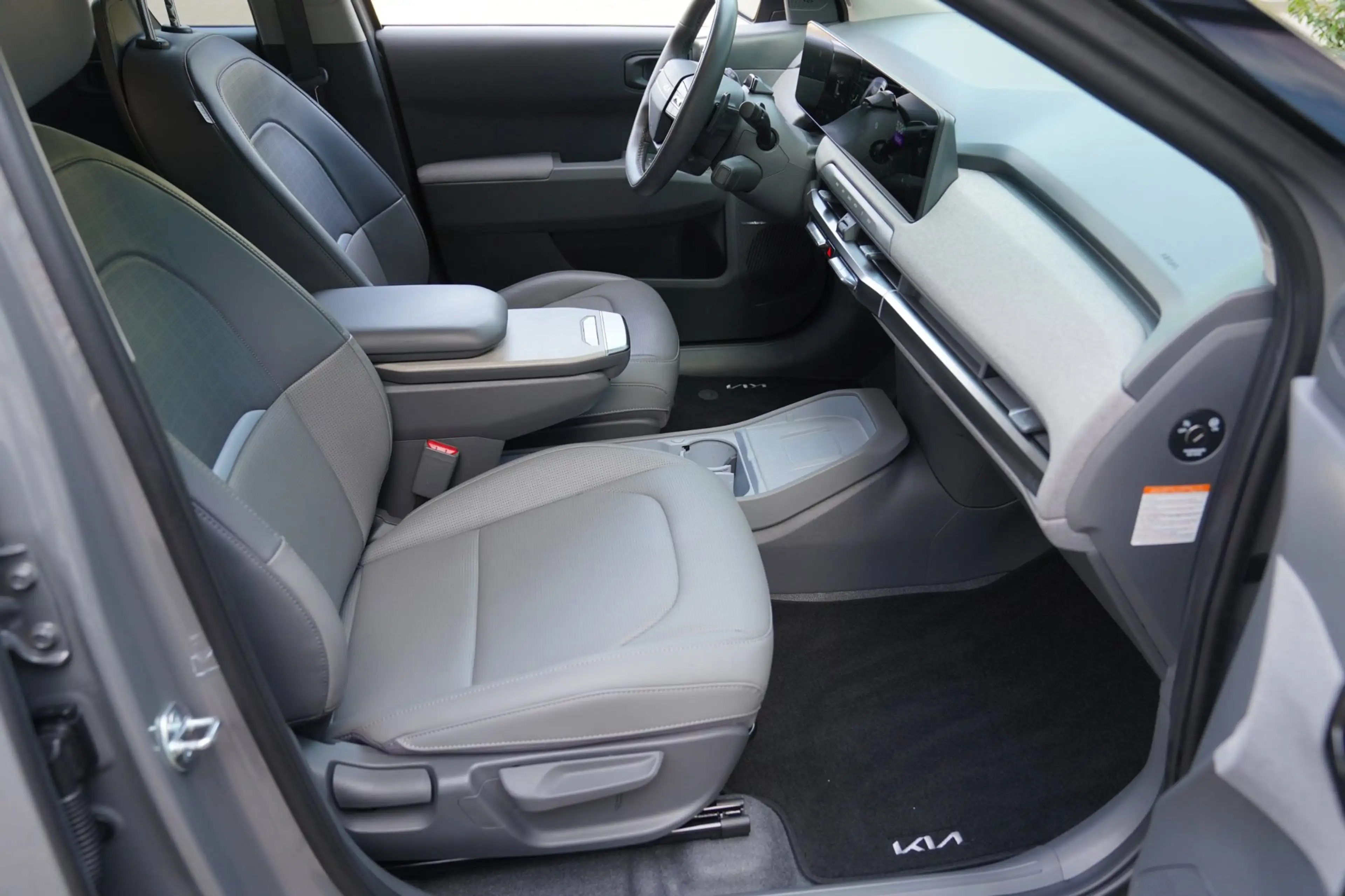 Kia EV3 Plus Advanced 58.3 kWh|Prijs incl. 12 mnd garantie — photo 24