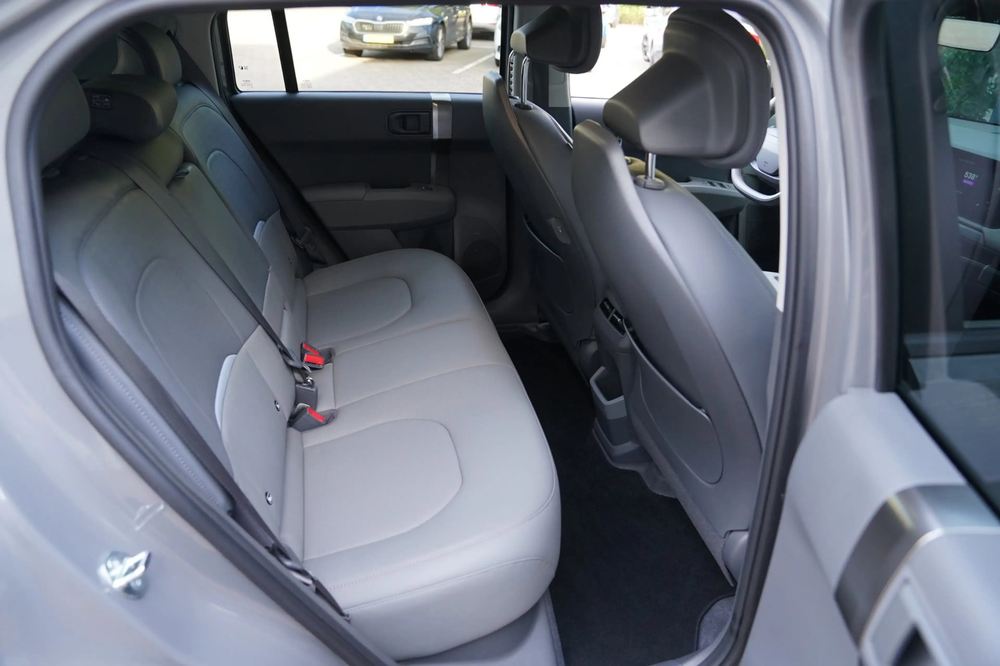 Kia EV3 Plus Advanced 58.3 kWh|Prijs incl. 12 mnd garantie — photo 22