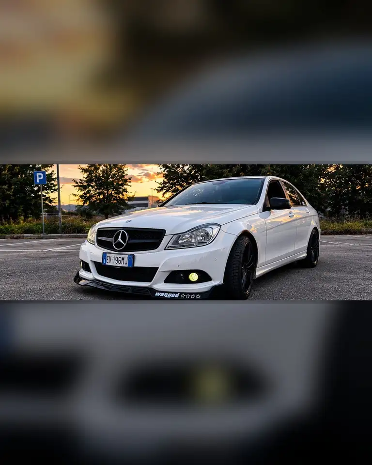 Mercedes-Benz C 180