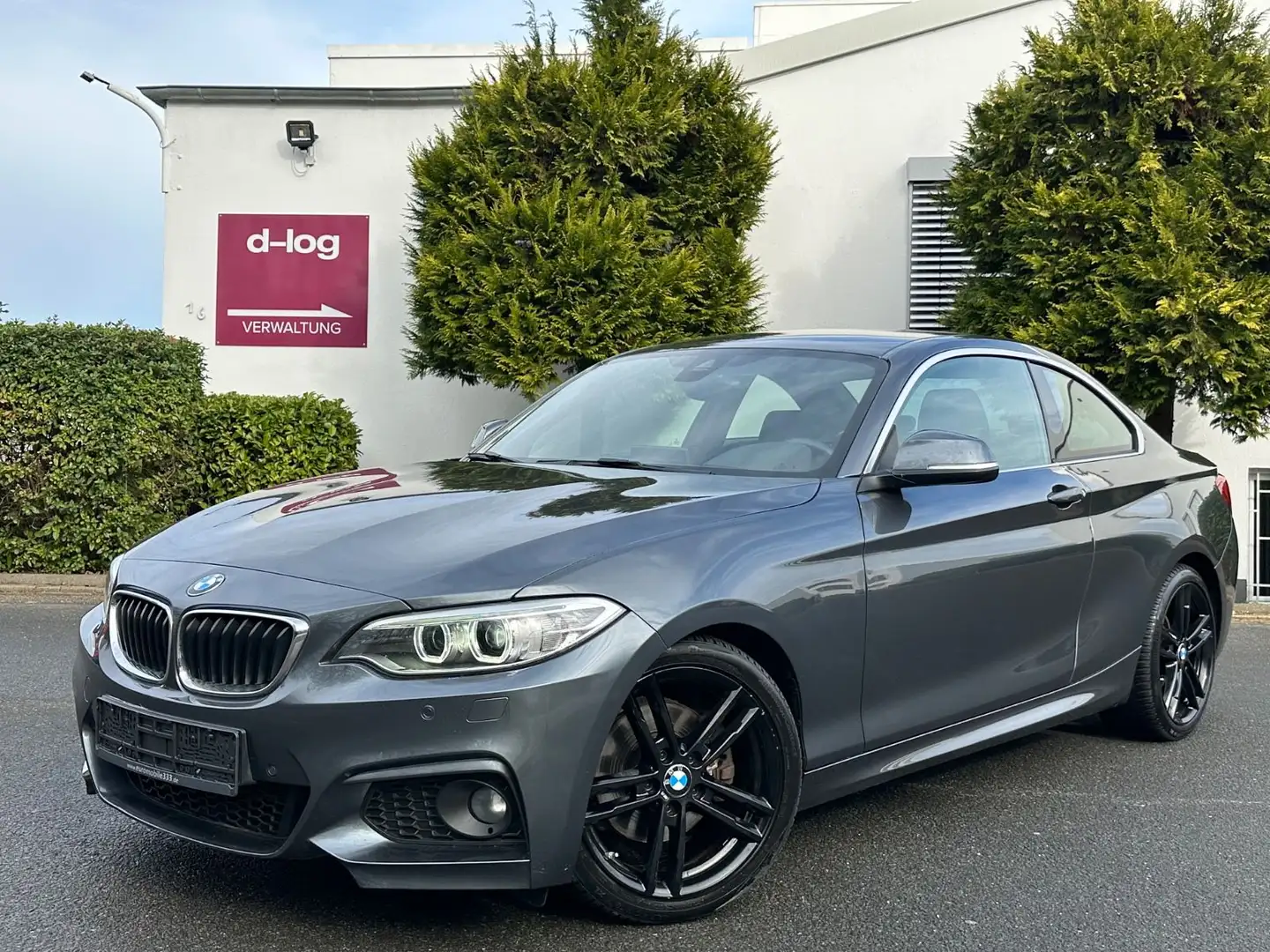 BMW 220 d Coupe*M-SPORTPAKET*MEMORY*HIFI*81-TKM* Šedá - 1