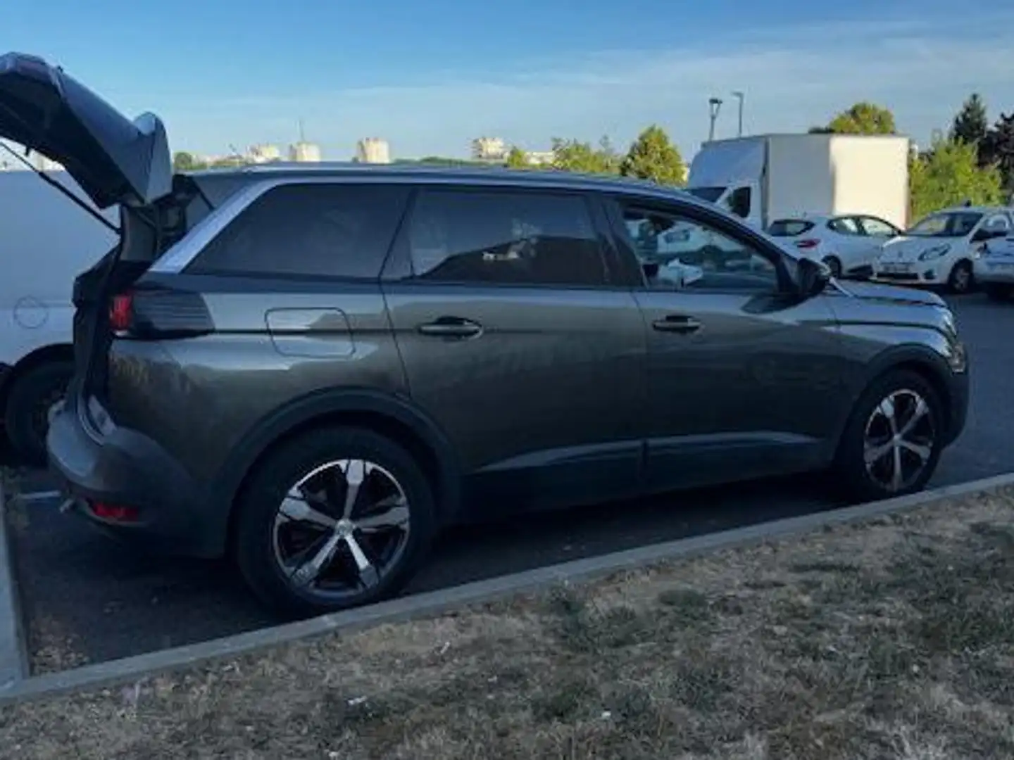 Peugeot 5008 II1.2 PURETECH 130ch S&S ACTIVE BUSINESS Vert - 1