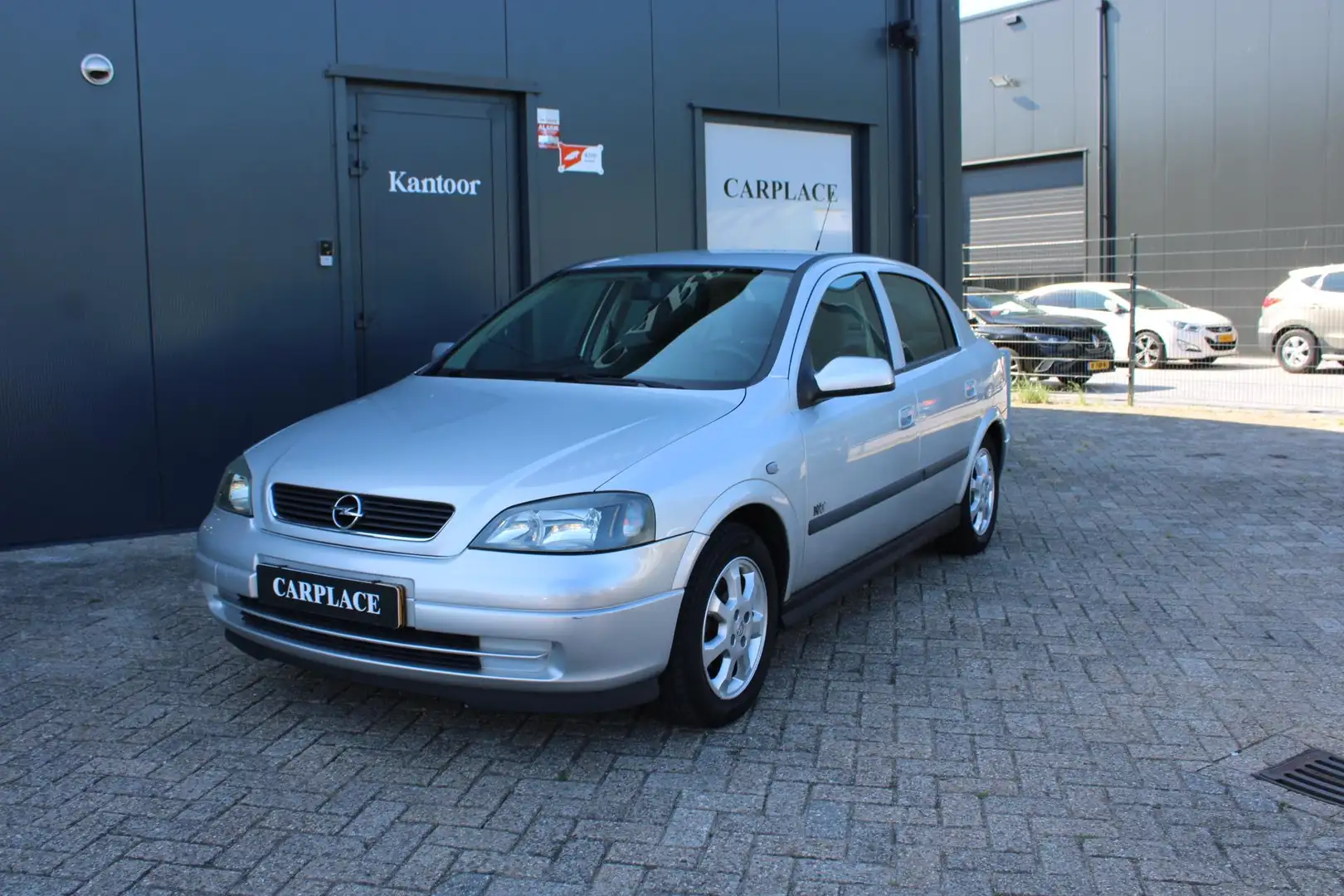 Opel Astra 1.6 Njoy Gri - 2