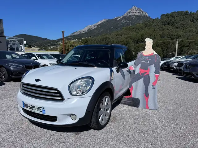 MINI Cooper D Countryman COOPER D 112CH