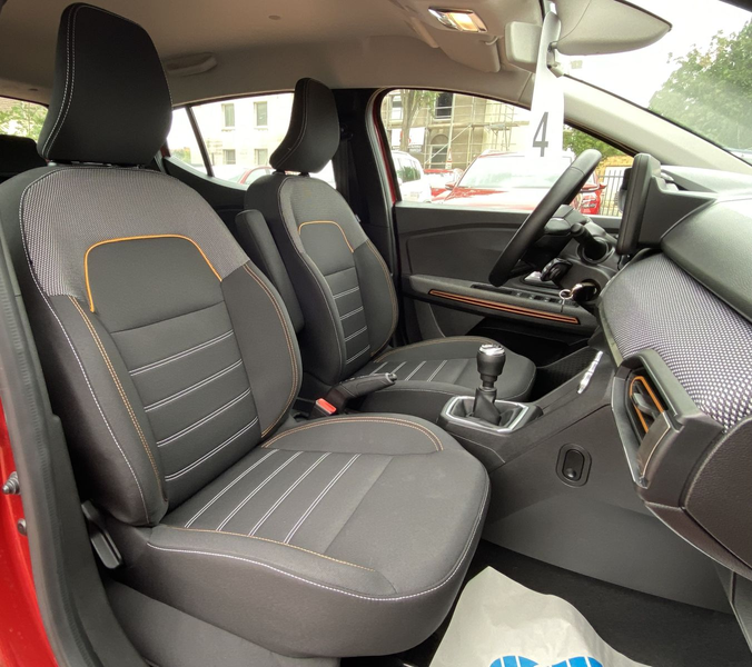 Dacia Sandero Stepway Comfort Kamera PDC CarPlay LED — photo 13