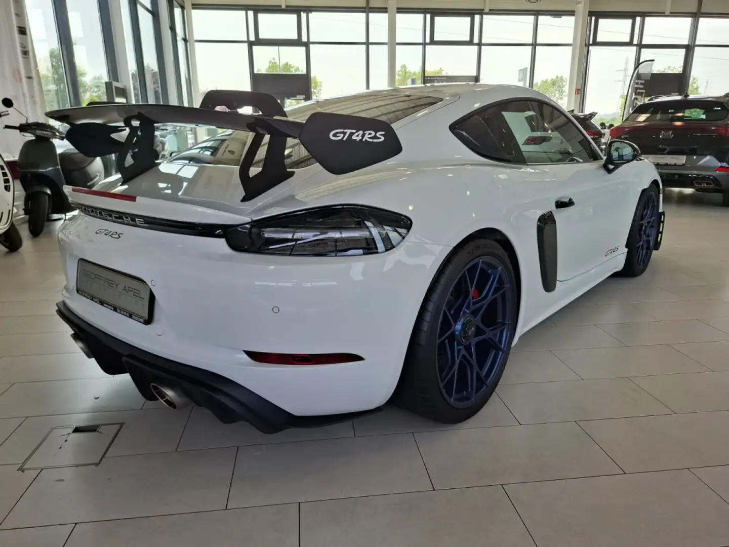 Porsche 718 Cayman GT4 RS APPROUVED 12/2028 / WEISSACH / CLUBS Blanc - 2