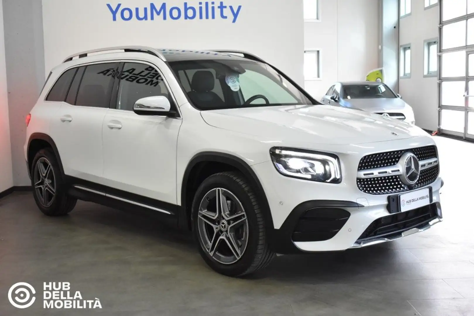 Mercedes-Benz GLB 200 d Automatic Premium Bianco - 2