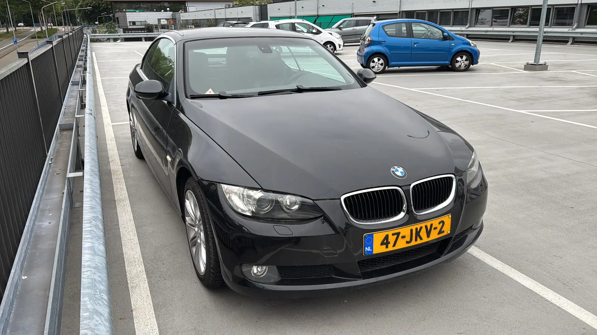 BMW 320 320i Cabrio - 1