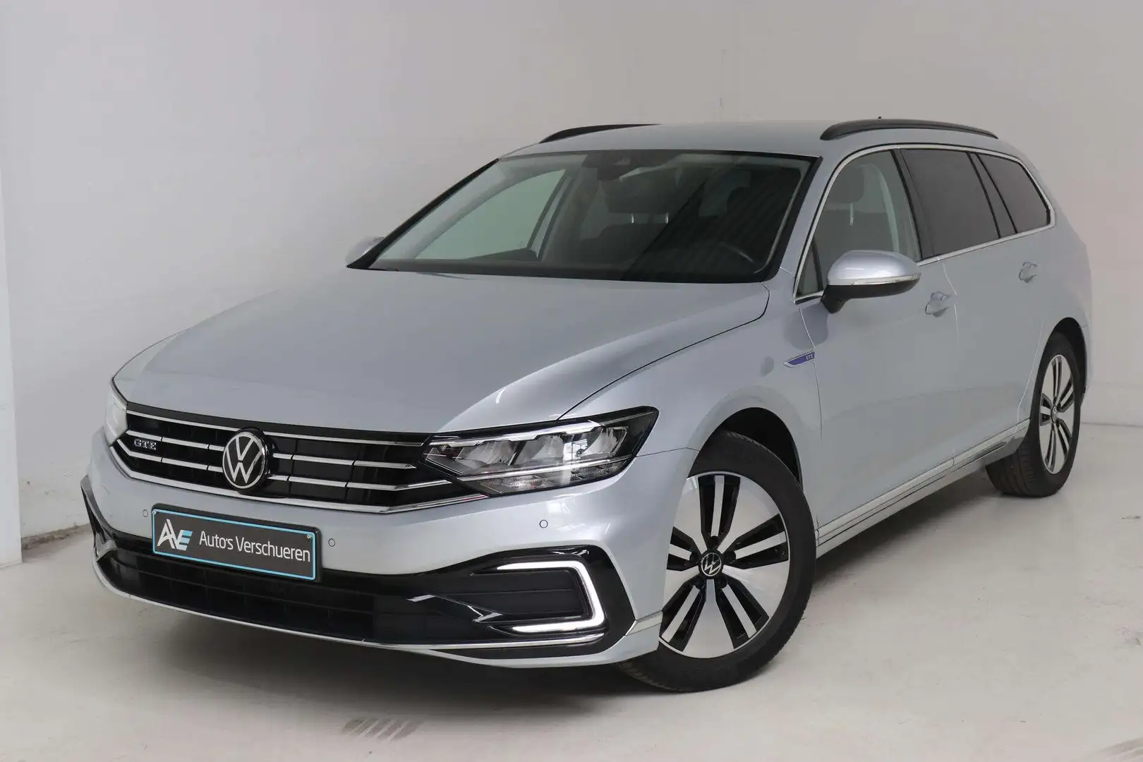 Volkswagen Passat Variant GTE 1.4 TSI PHEV ** ACC  Lane Assist  Carplay... Argent - 2