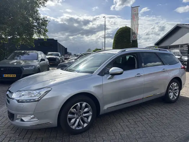 Citroen C5 view 8