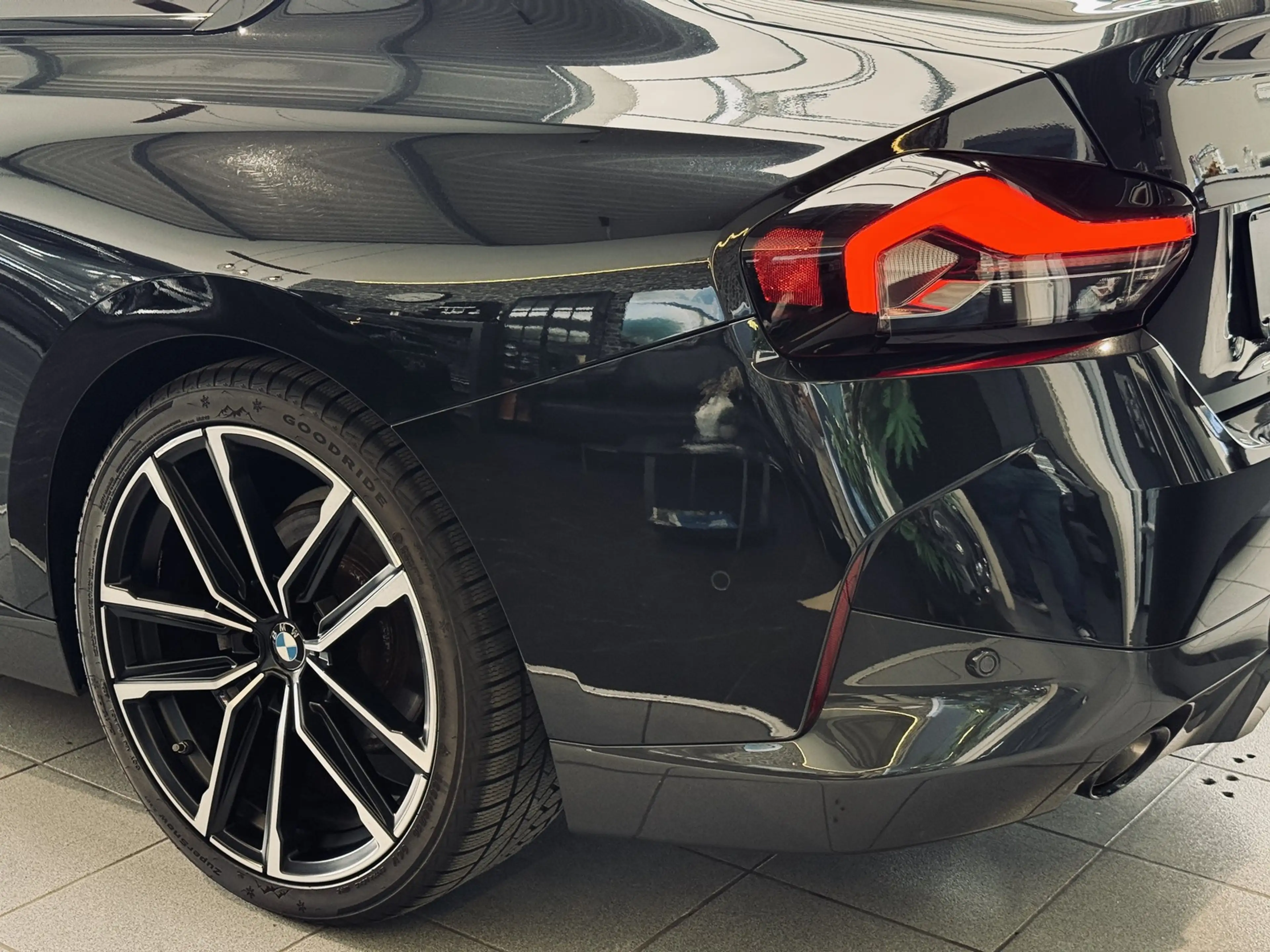 BMW 220 i M Sport |H&K|HUD|Shadow-Line|Live Cockpit| — photo 10