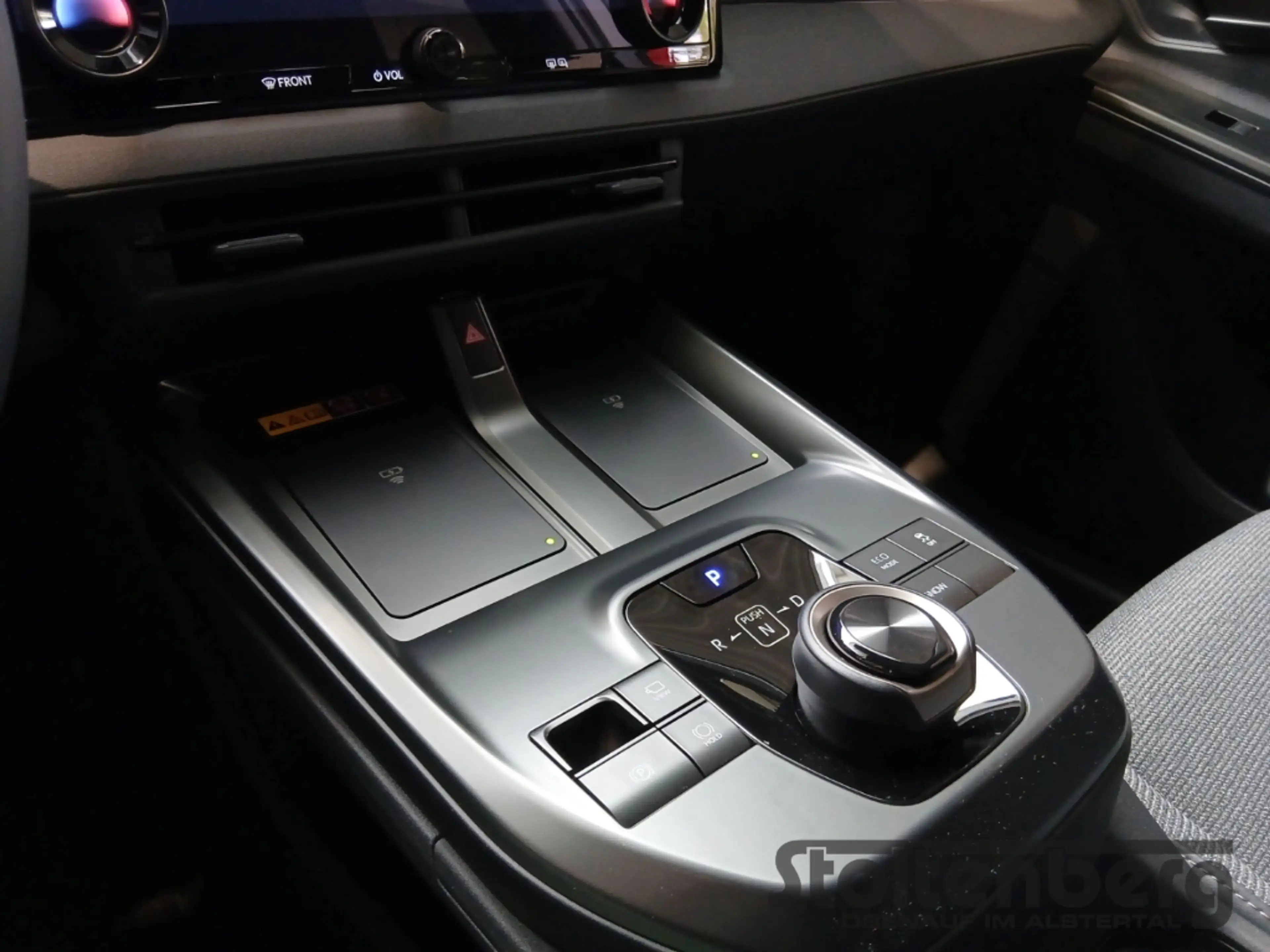Toyota bZ4X Touring Teamplayer Navi Digitales Cockpit 360 Kame — photo 8