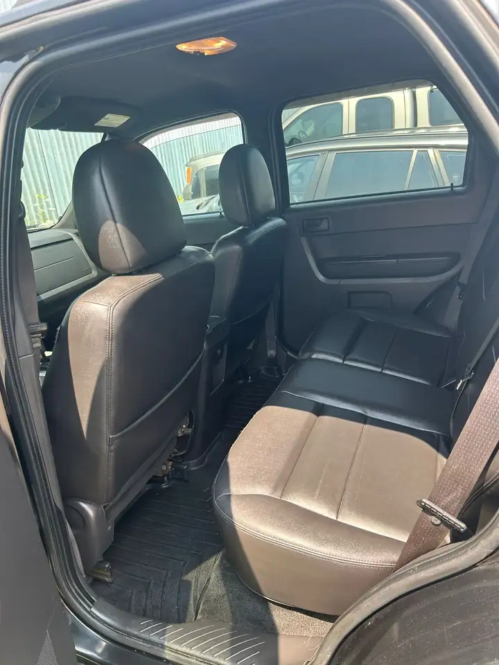 Ford Escape снимка Ford Escape