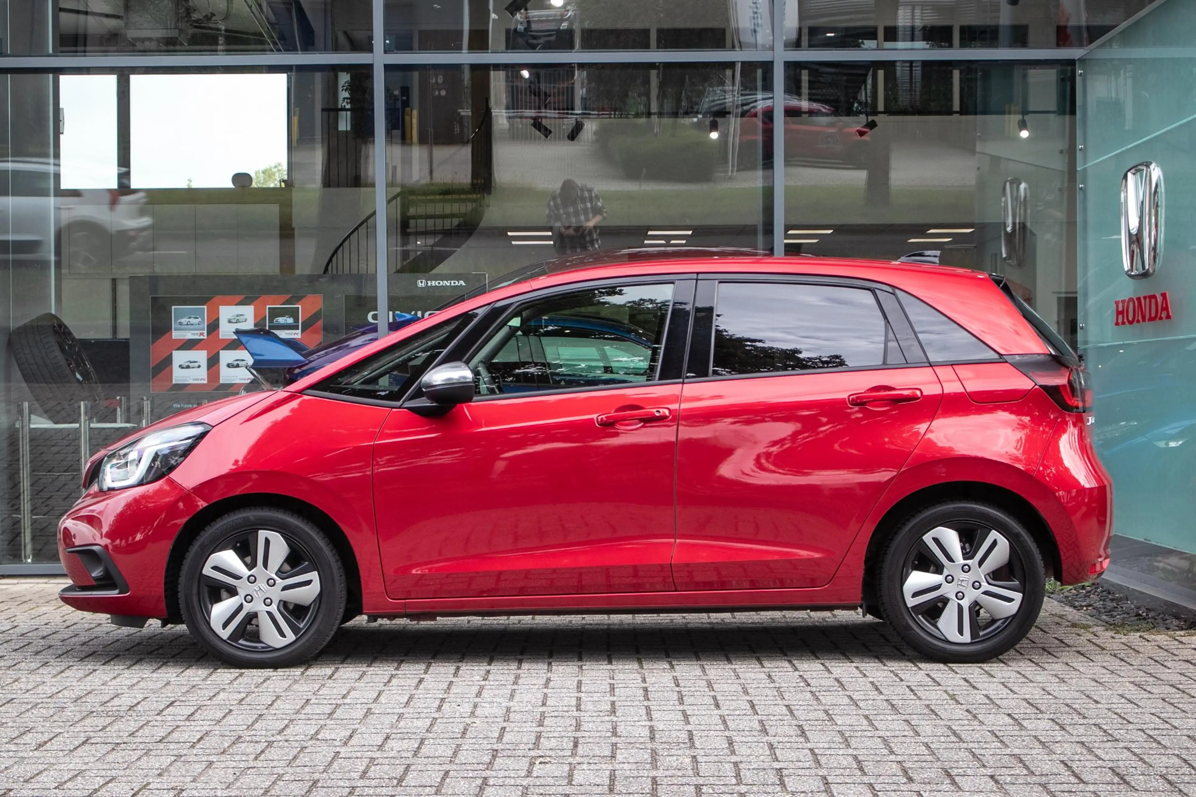 Honda Jazz 1.5 e:HEV Executive — photo 2