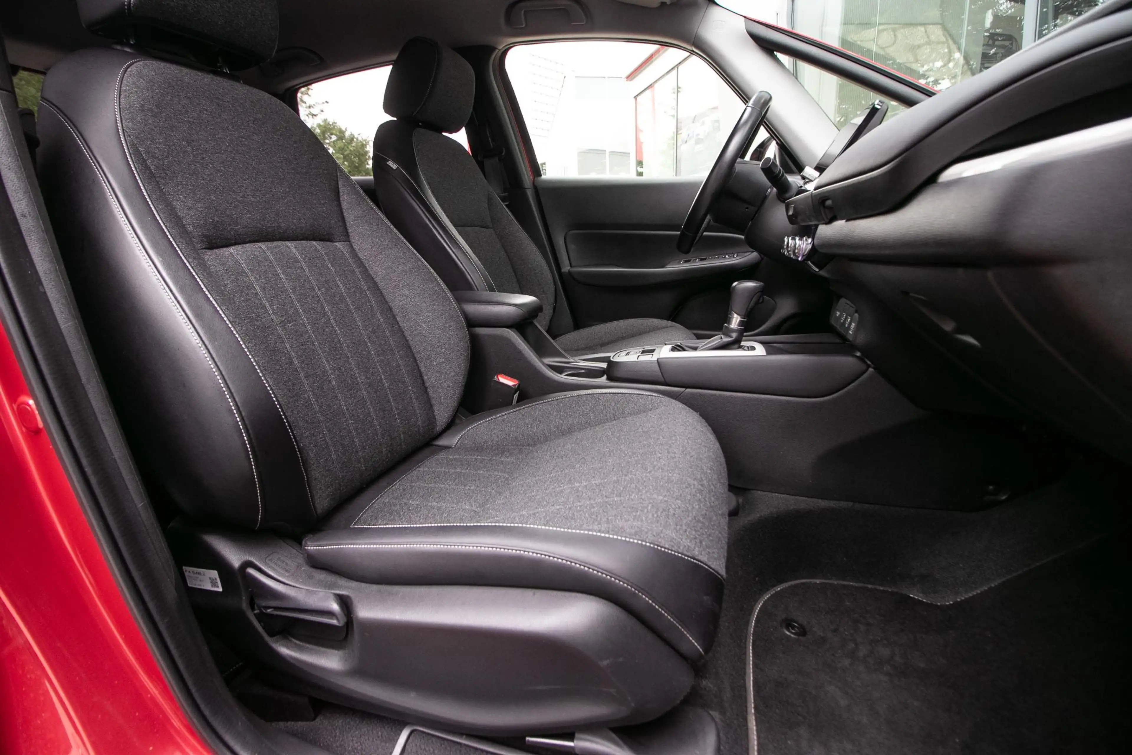 Honda Jazz 1.5 e:HEV Executive — photo 6