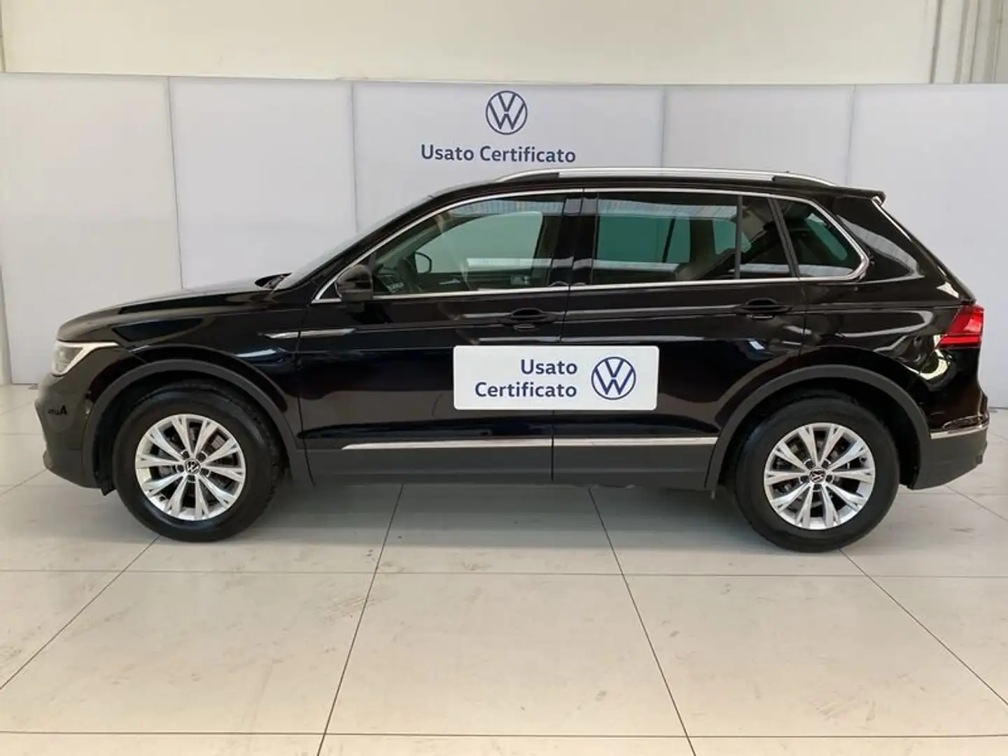 Volkswagen Tiguan 2.0 TDI 150 CV SCR DSG Life Black - 2