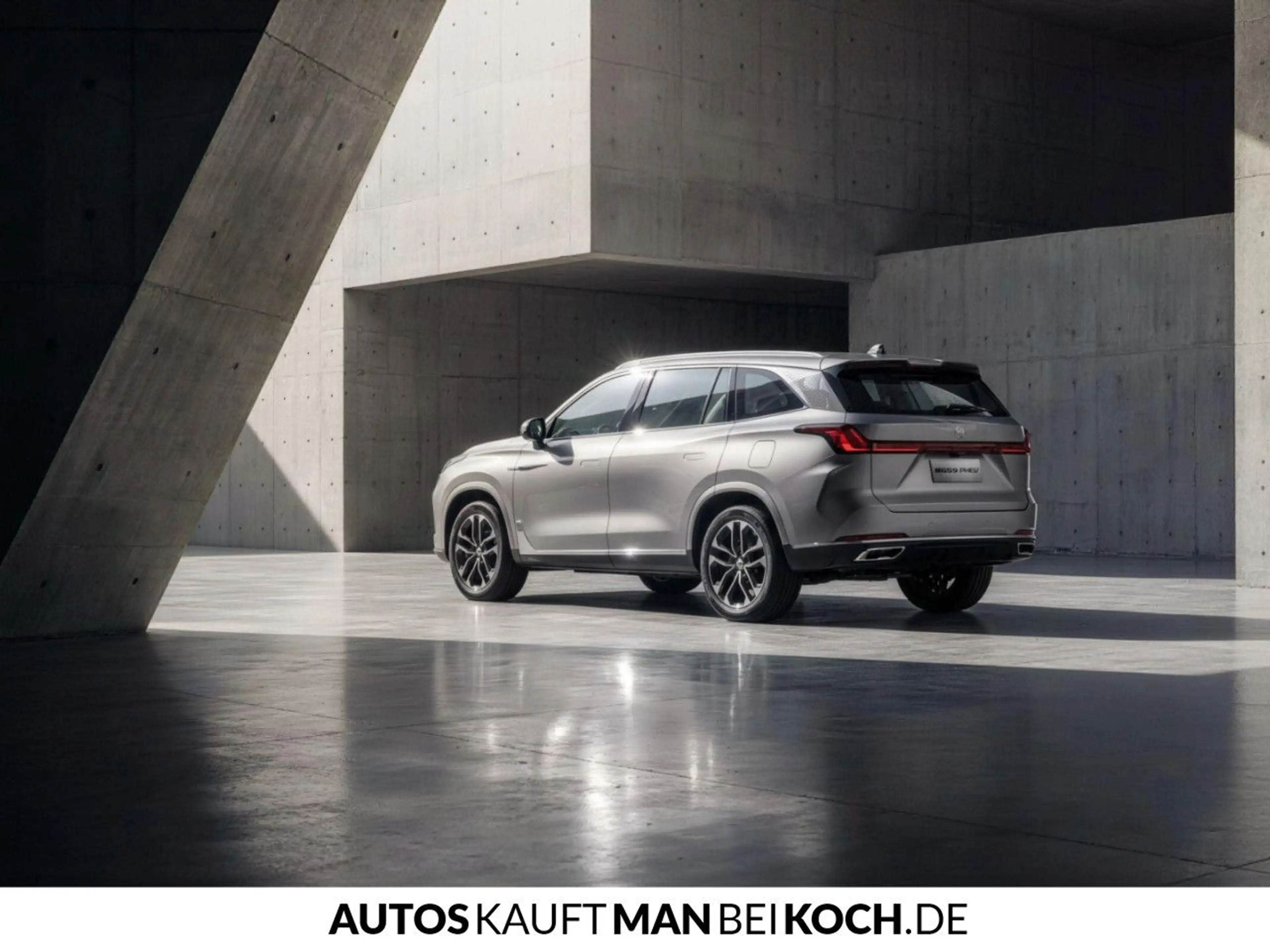 MG MGS9 PHEV Premium 26 Pano SHZ Nav Massage Head Up — photo 9