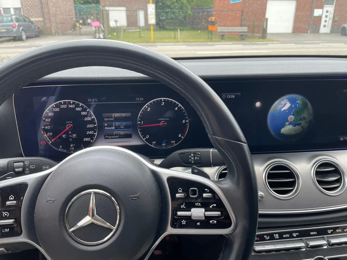 Mercedes-Benz E 200 E 200 BlueTEC Edition E Argent - 2