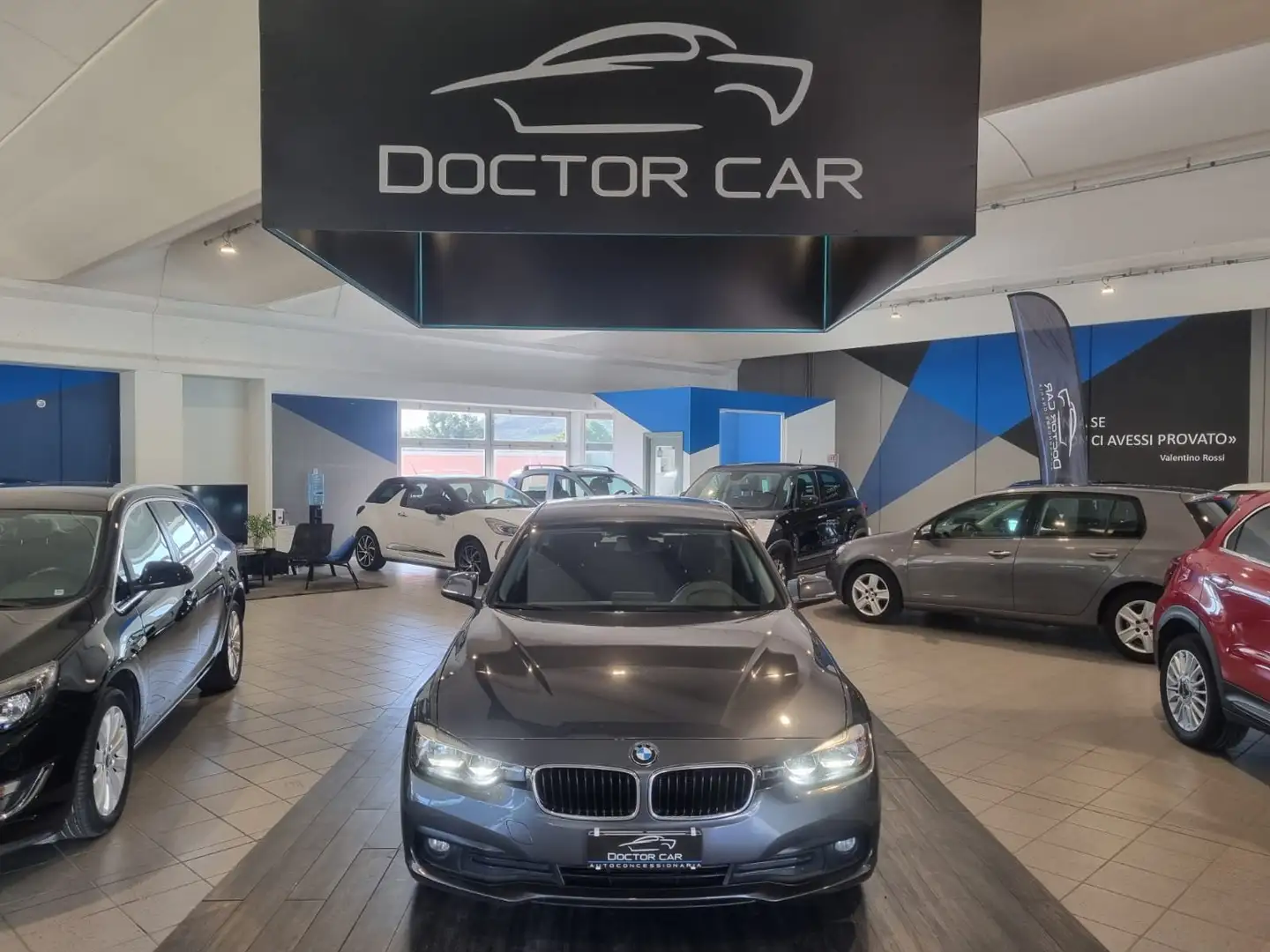 BMW 316 Serie 3 316d Touring Business Advantage Gris - 1