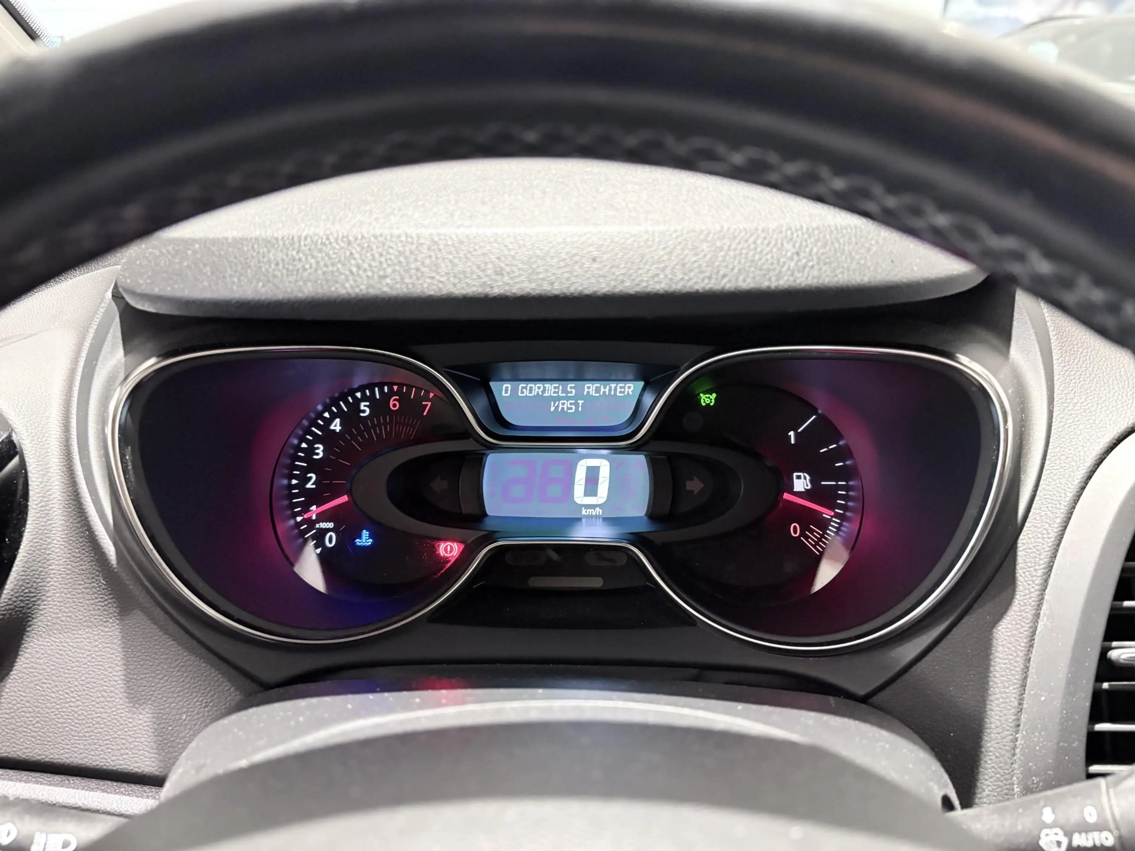 Renault Captur 0.9 TCe Intens — photo 14