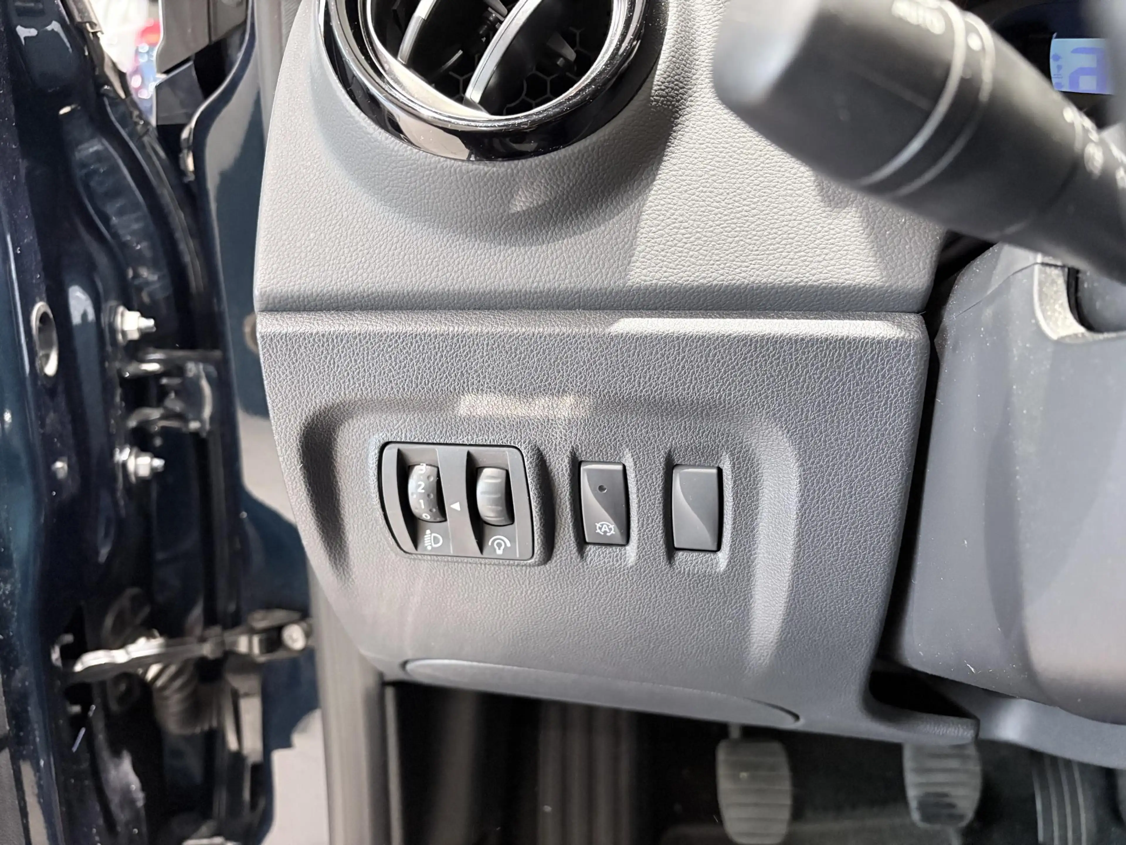 Renault Captur 0.9 TCe Intens — photo 15