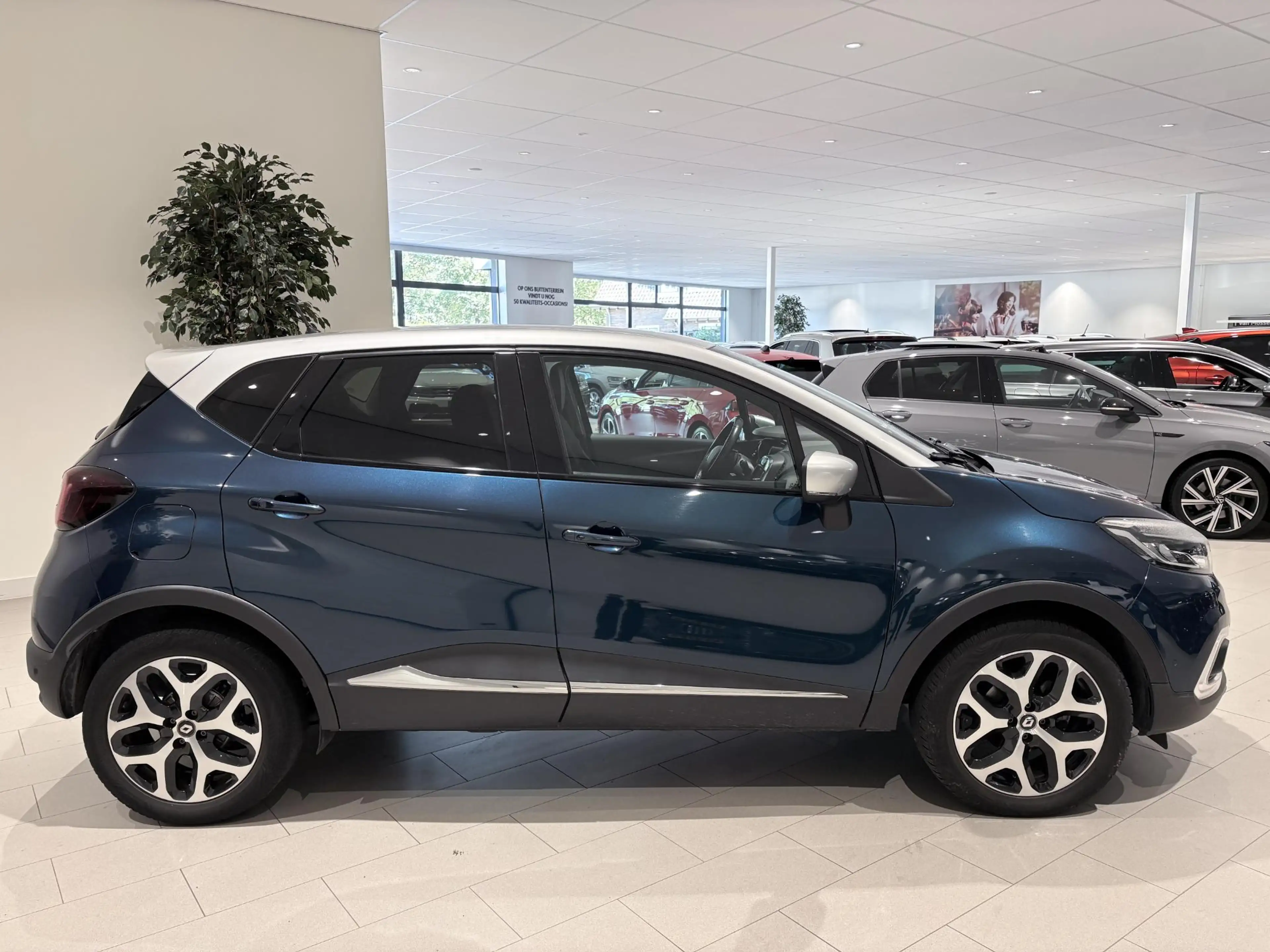 Renault Captur 0.9 TCe Intens — photo 6