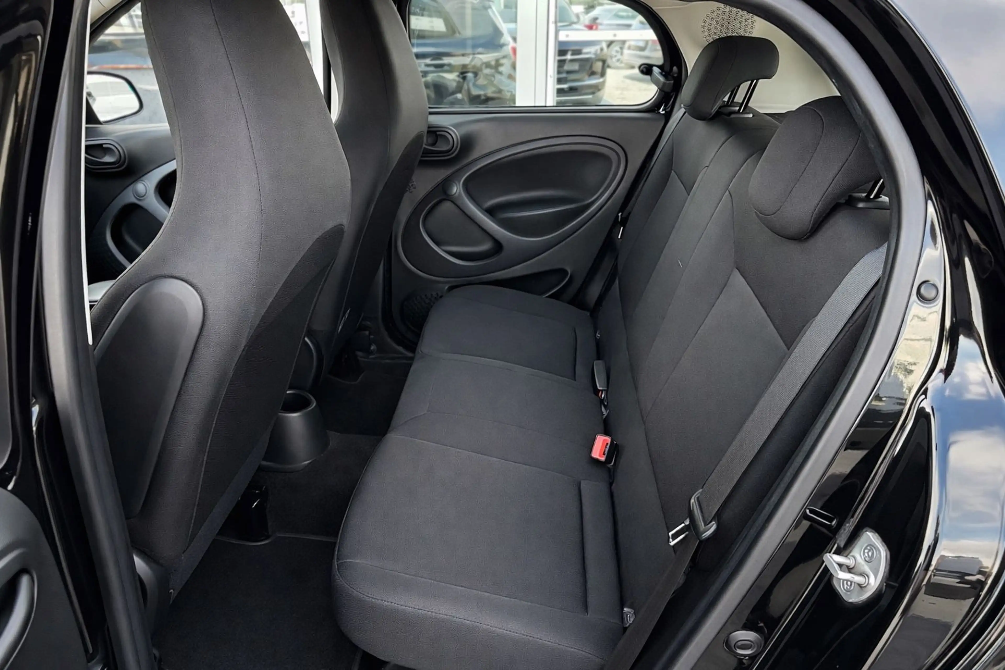 smart forFour edition crosstown*TEMPOMAT*KLIMA*PDC*MFL — photo 11