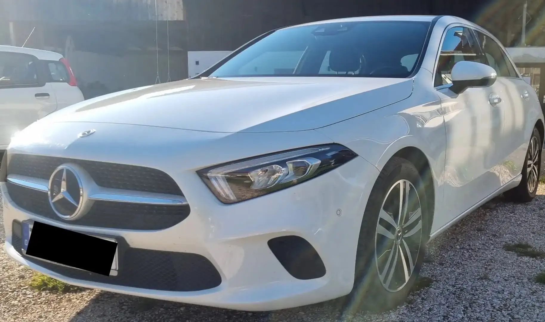 Mercedes-Benz A 200 A 200 7G-DCTProgressive Weiß - 2