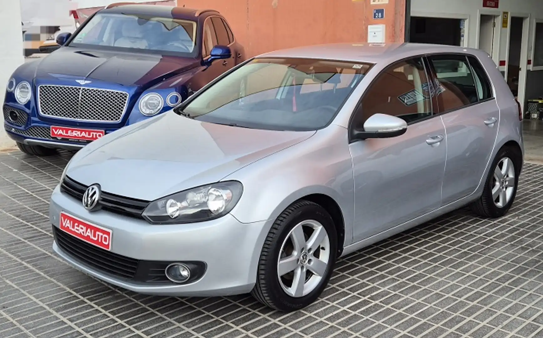 Volkswagen Golf 1.6TDI CR Advance BMT Rabbit 105 Gris - 1