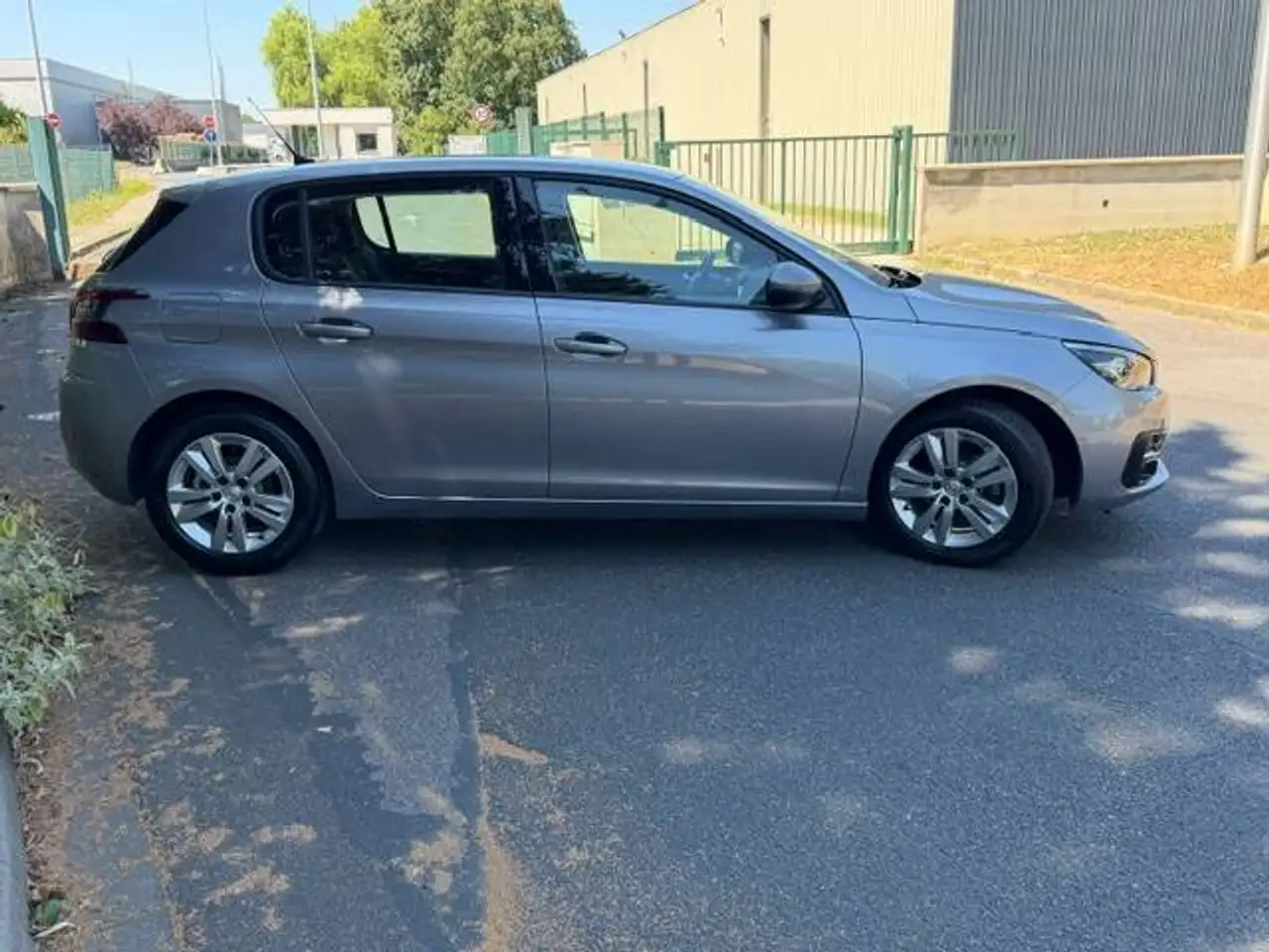 Peugeot 308 308 — photo 4